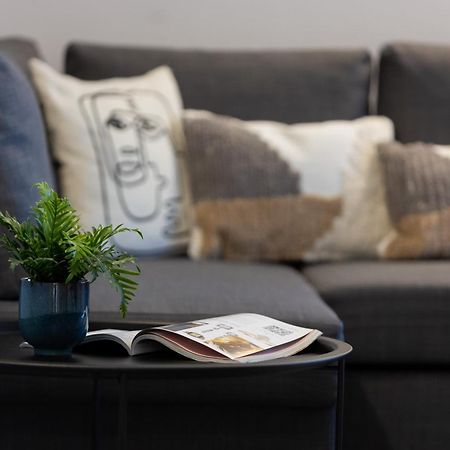 Metro Plac Wilsona Apartments Mickiewicza By Noclegi Renters Varşova Dış mekan fotoğraf