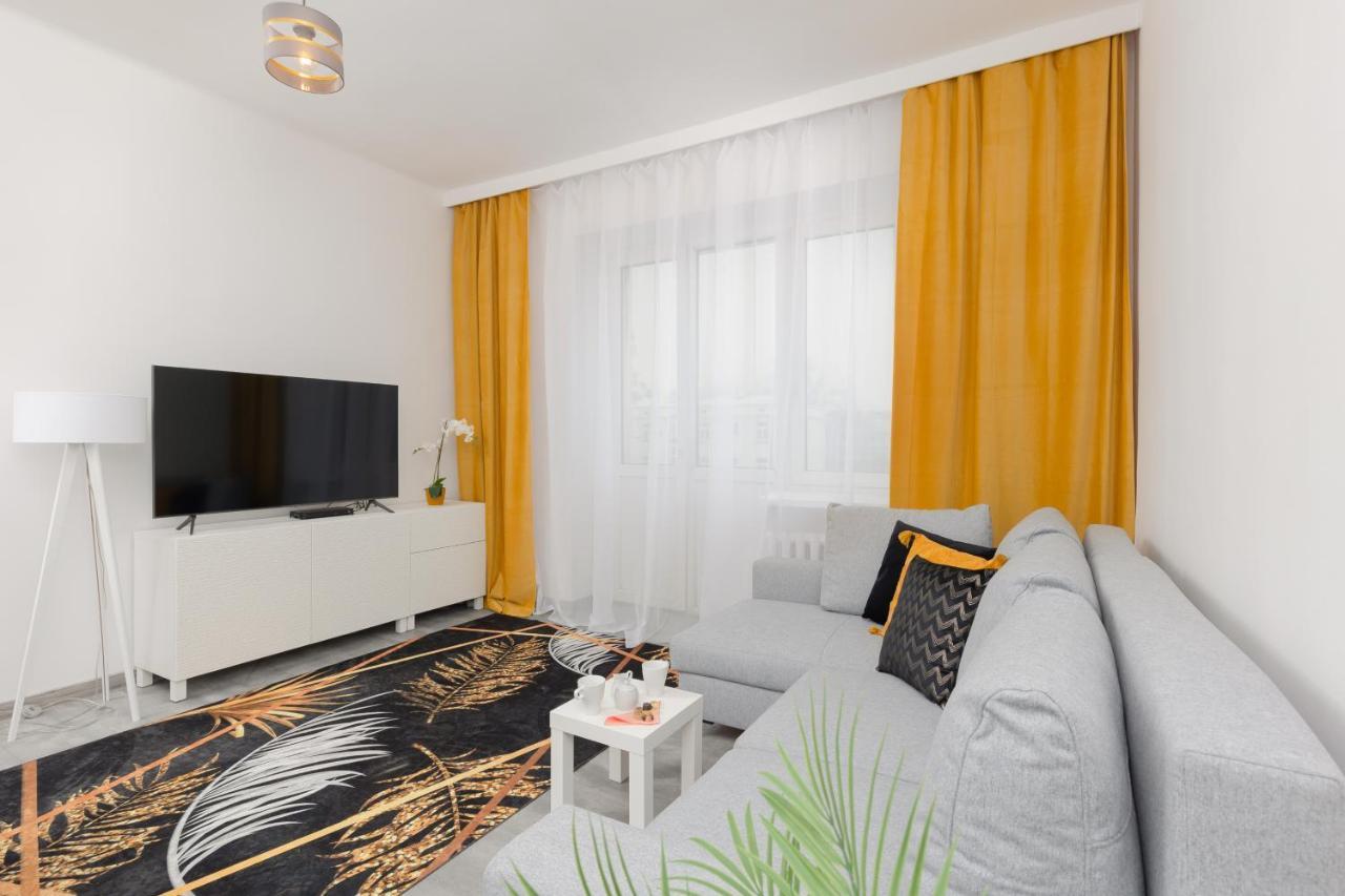 Metro Plac Wilsona Apartments Mickiewicza By Noclegi Renters Varşova Dış mekan fotoğraf